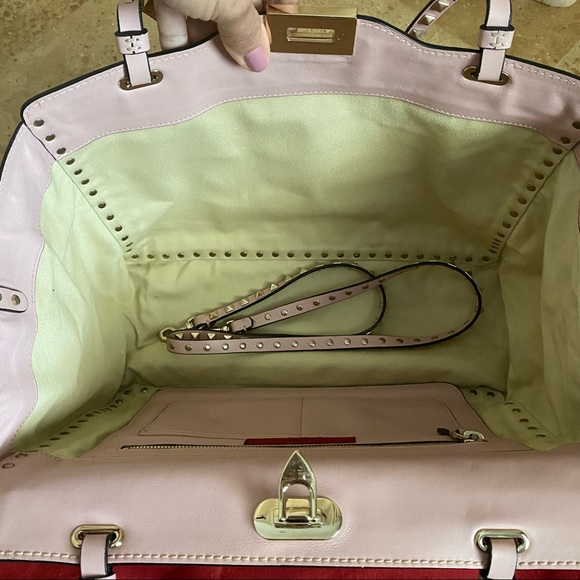 Valentino Garavani blush pink tote - Picture 9 of 17